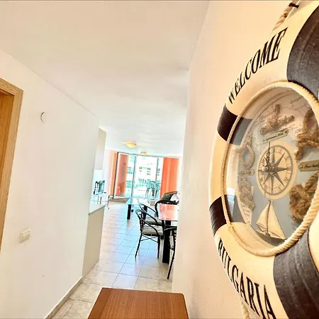 Julia Family - Menada Apartment